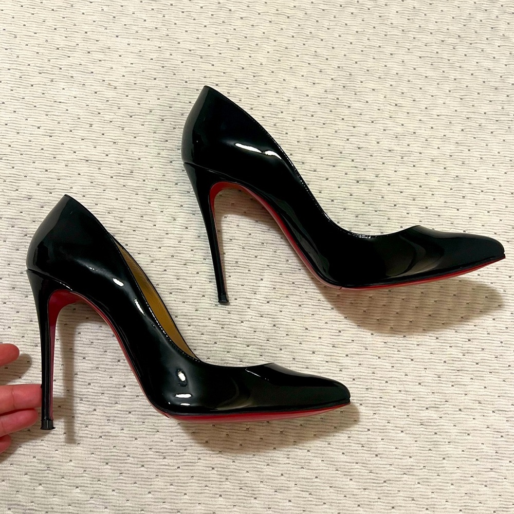 CHRISTIAN LOUBOUTIN